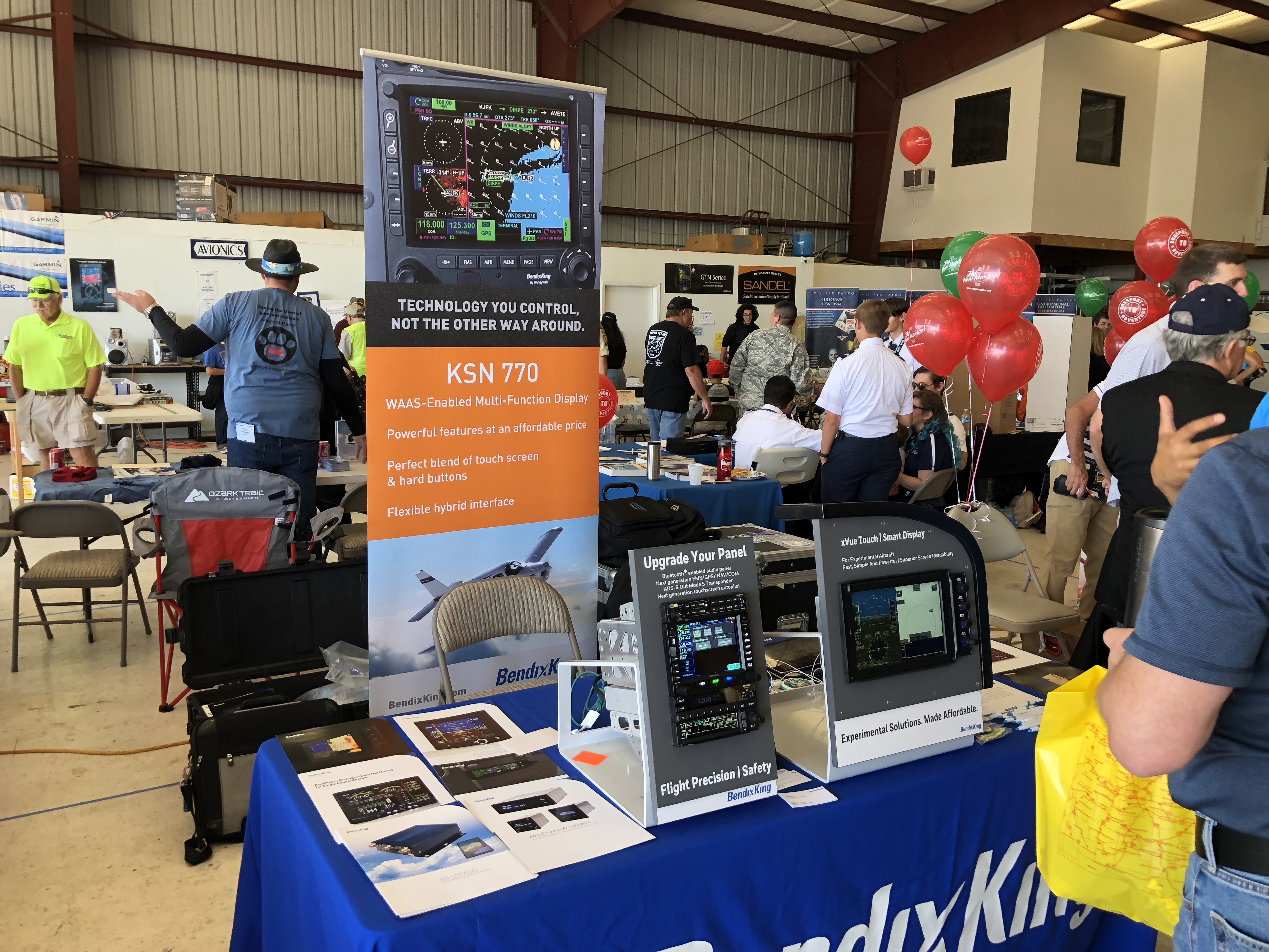 BendixKing display