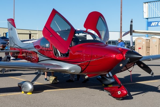 Cirrus SR-22